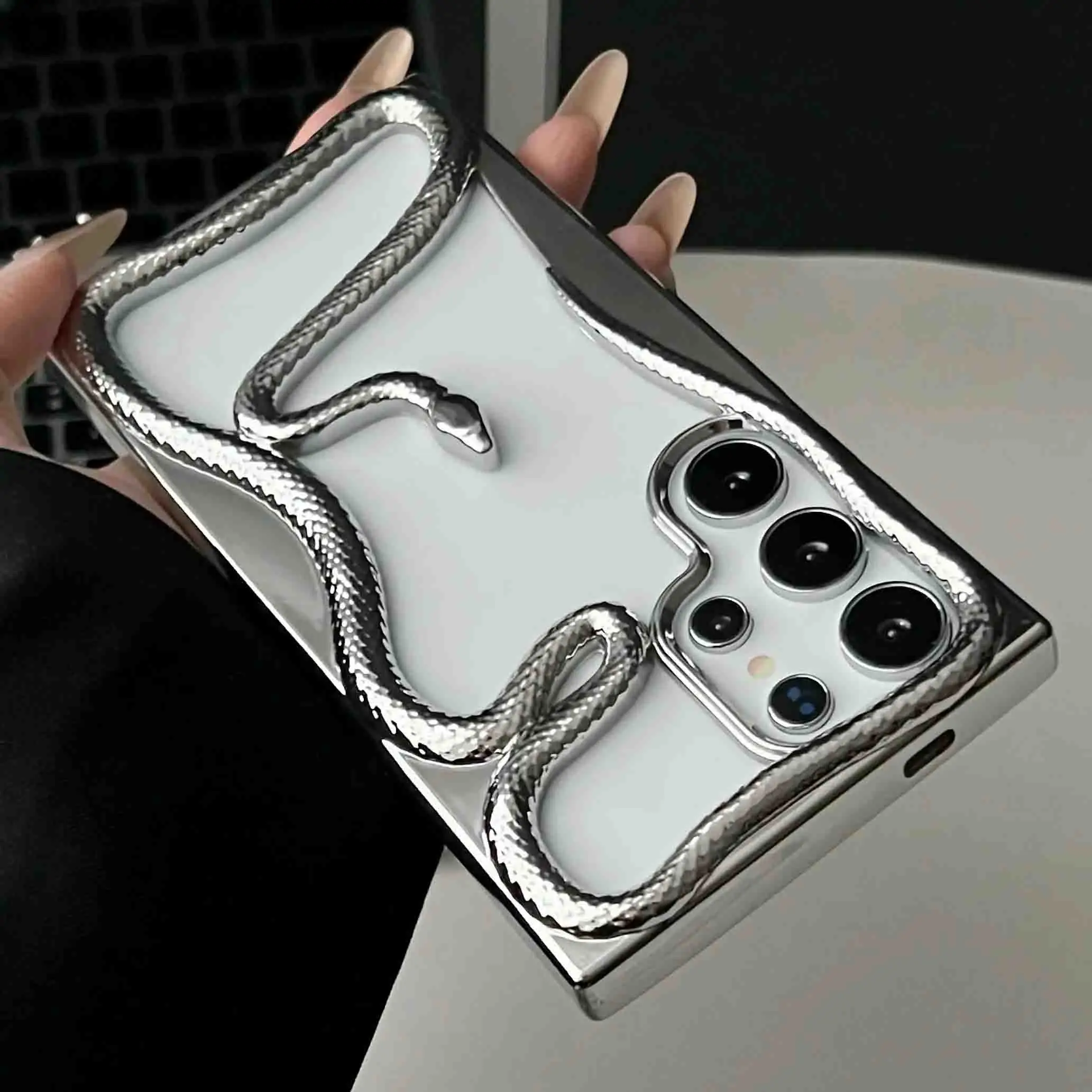 Plating 3D Hollow Snake Phone Case For Samsung S25 S24 S22 S23 Ultra FE A56 A36 A26 A16 A06 A55 Fashion Soft Shockproof Cover