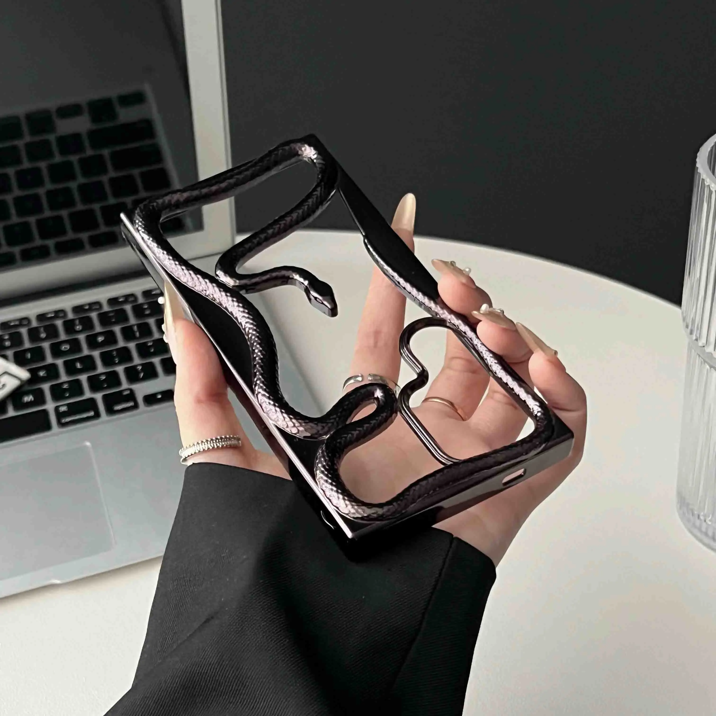 Plating 3D Hollow Snake Phone Case For Samsung S25 S24 S22 S23 Ultra FE A56 A36 A26 A16 A06 A55 Fashion Soft Shockproof Cover