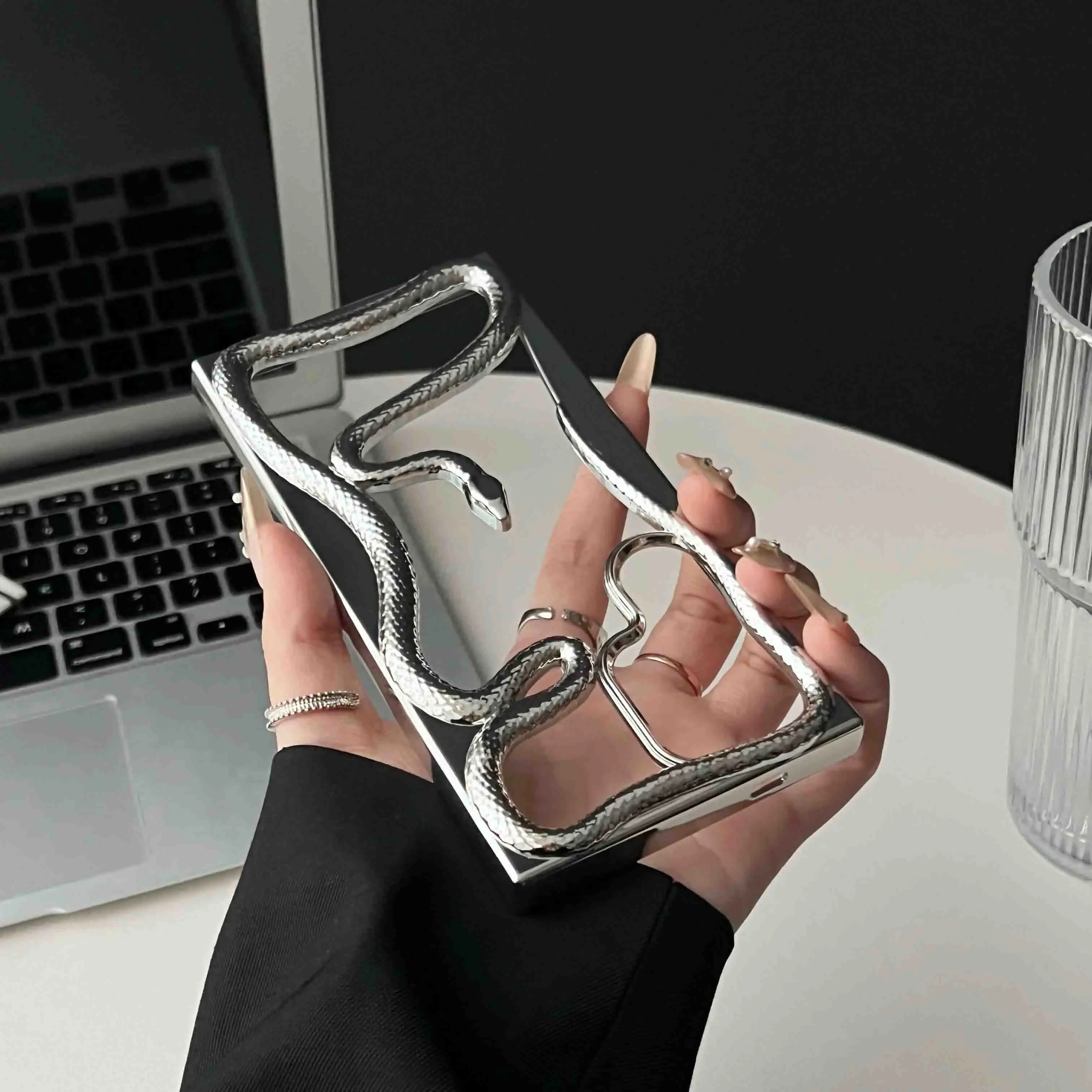 Plating 3D Hollow Snake Phone Case For Samsung S25 S24 S22 S23 Ultra FE A56 A36 A26 A16 A06 A55 Fashion Soft Shockproof Cover