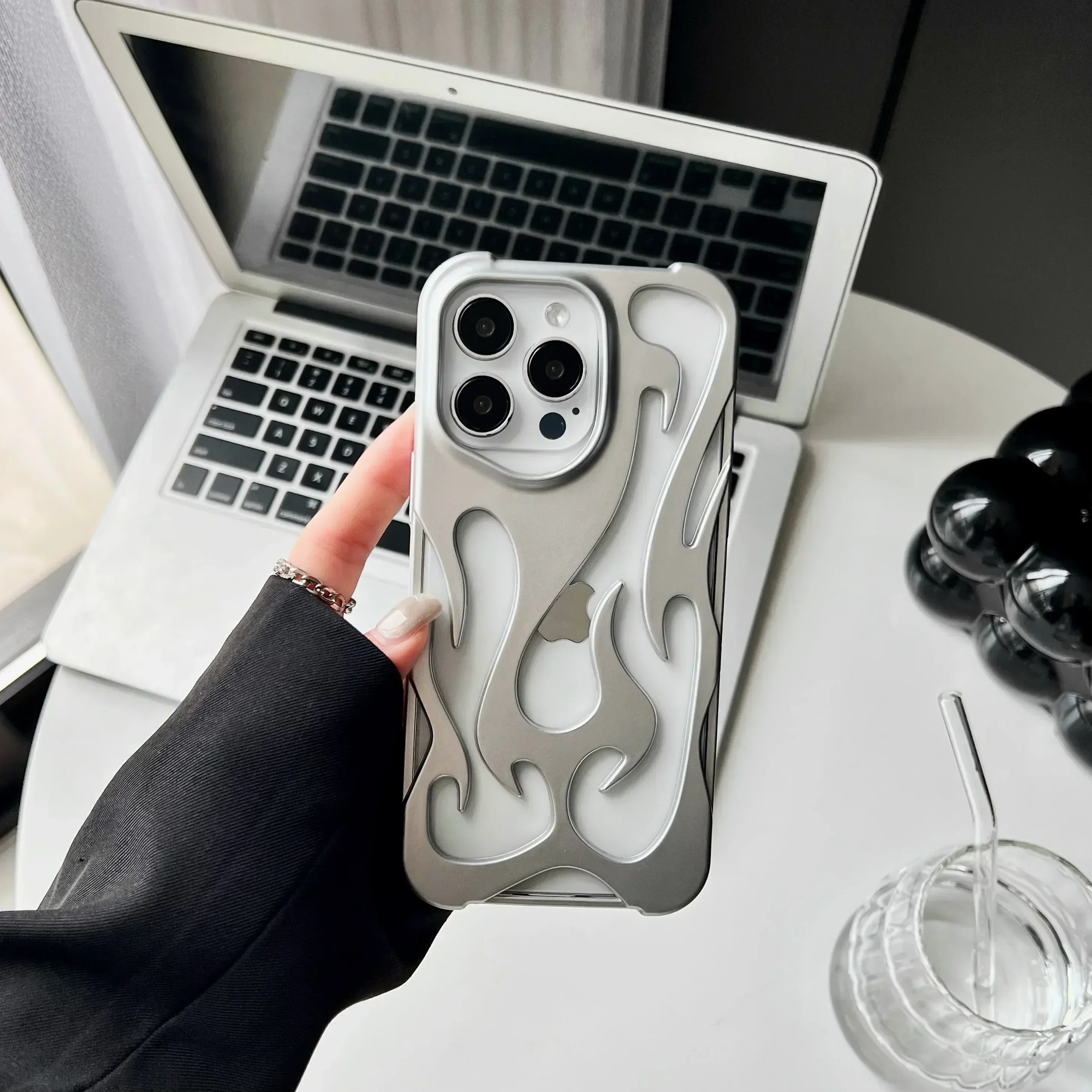Etui Motyw Płomień - iPhone - 11, 12, 13, 14, 15, 16, 17, Air